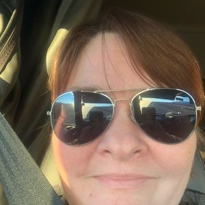 Meet your Posher, Lynnette